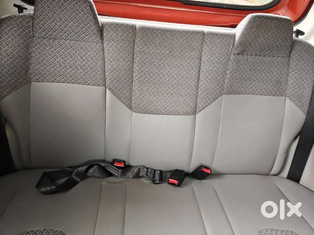 Mahindra Kuv 100 2016 Diesel : 36000 Kms Only