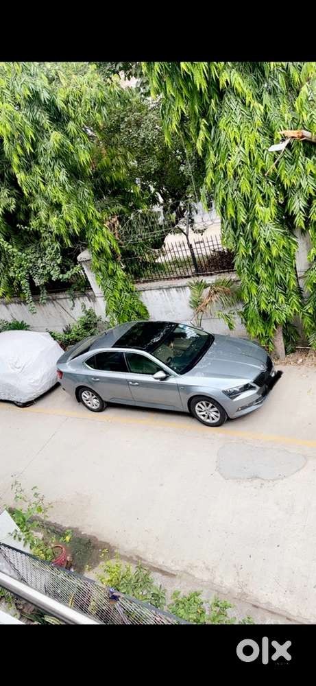 Skoda Superb Model 2017 Automatic Petrol