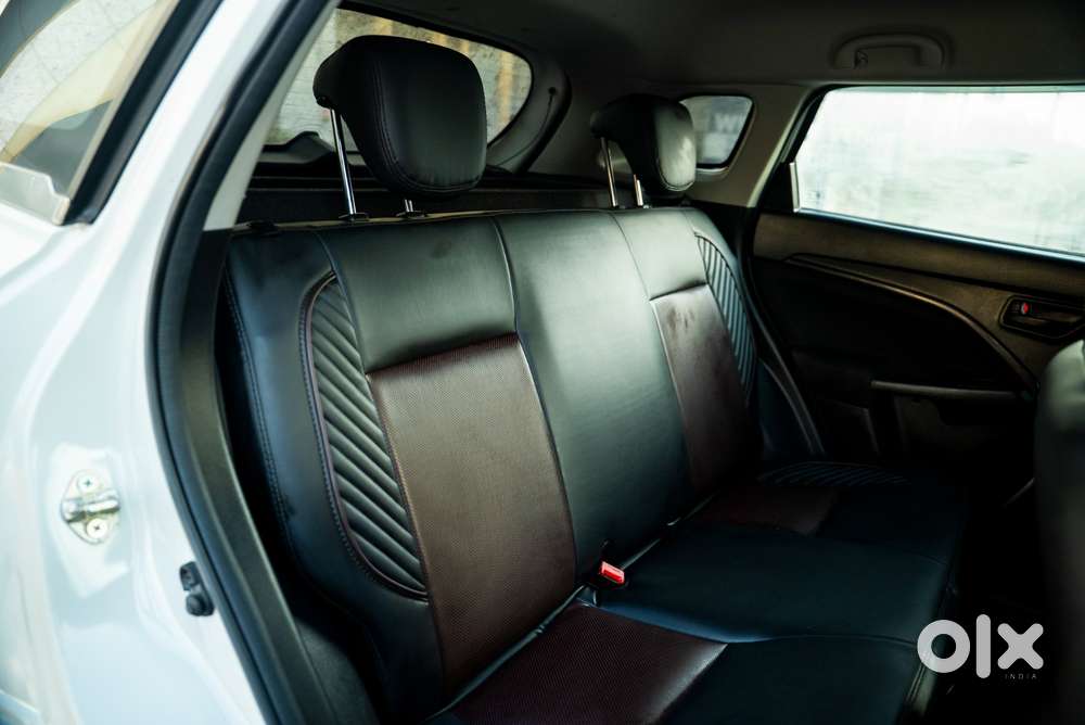 Maruti Suzuki Brezza 1.5 Vxi Smart Hybrid, 2024, Petrol