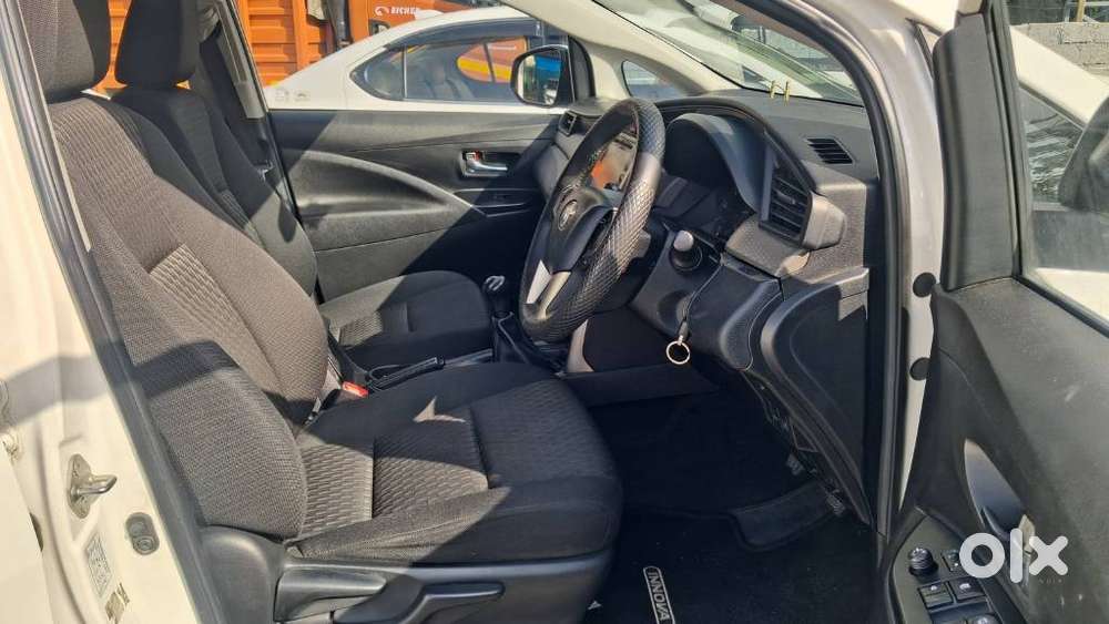 Toyota Innova Crysta 2.4 G Mt 7 Str, 2019, Diesel
