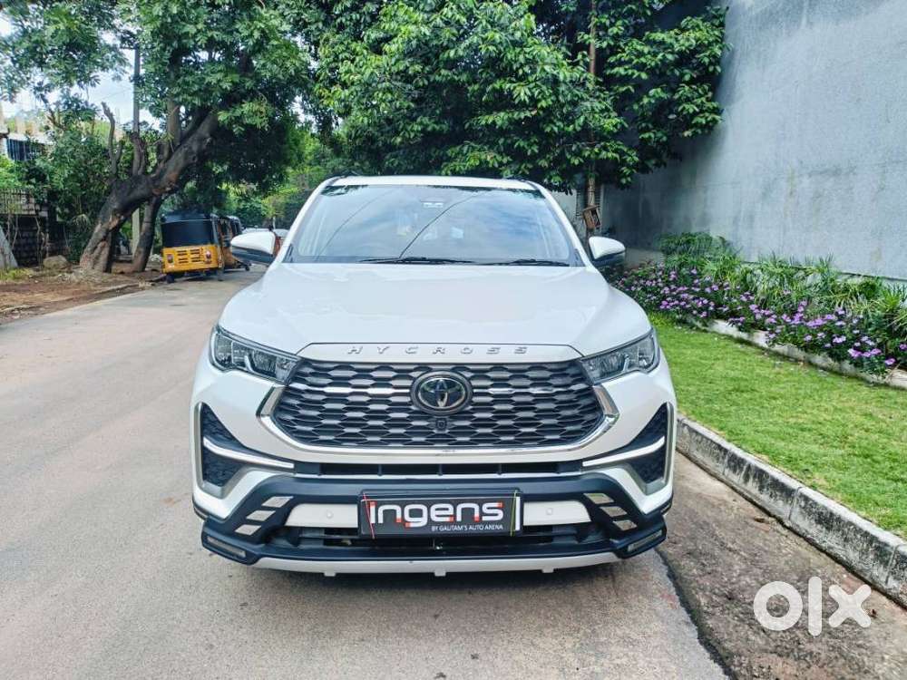 Toyota Innova Hycross 2.0 Zx (o) Hybrid 7 Str, 2026, Petrol