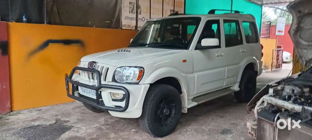 Mahindra Scorpio Classic 2012