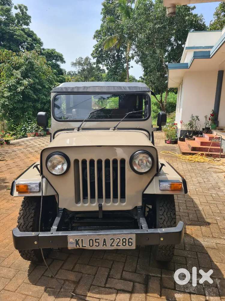 Mahindra Commander 1991 New Paint New Seat New Padutha  New Insuran