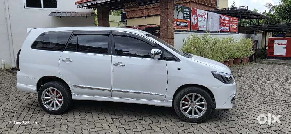 Toyota Innova G4 2014 Diesel Manual