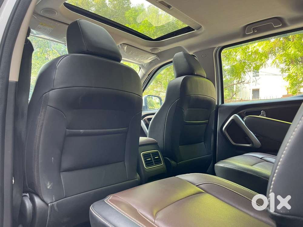 Mahindra Scorpio-n 2.2 Z8 L Diesel At 6 Str, 2024, Diesel