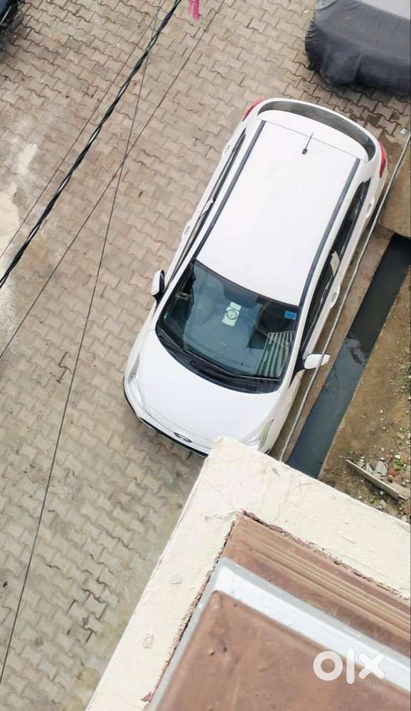 Single Handed Car