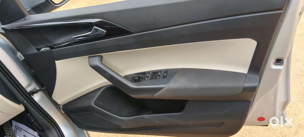 Skoda Slavia Active 1.0l Tsi Mt, 2023, Petrol