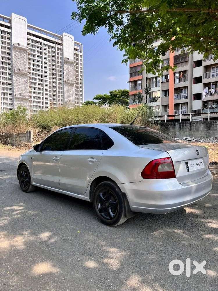 Skoda Rapid 1.5 Elegance Tdi Mt, 2012, Diesel