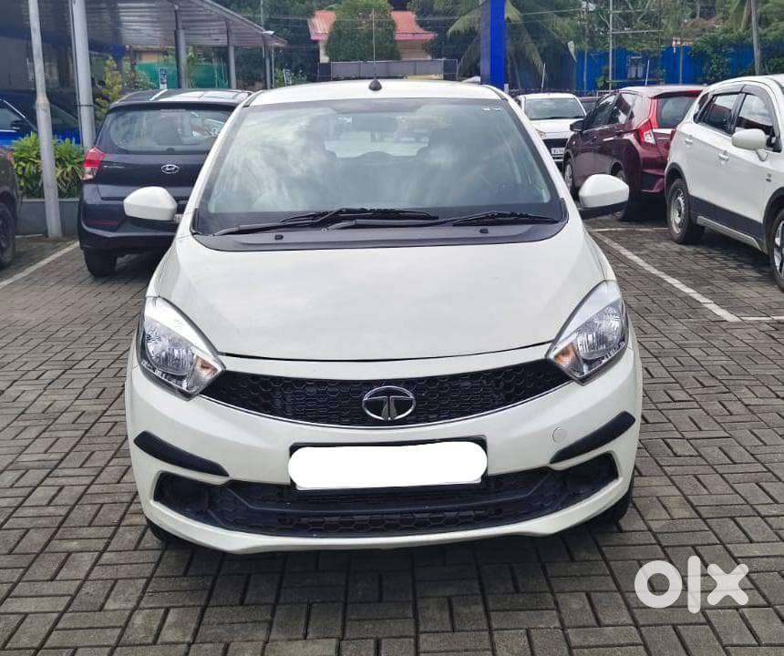 Tata Tiago 1.2 Revotron Xt, 2018, Petrol