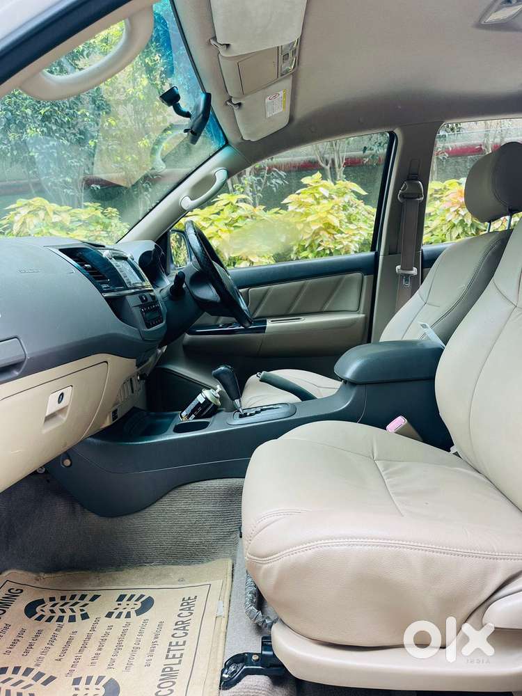 Toyota Fortuner 2011-2016 4x2 At, 2012, Diesel