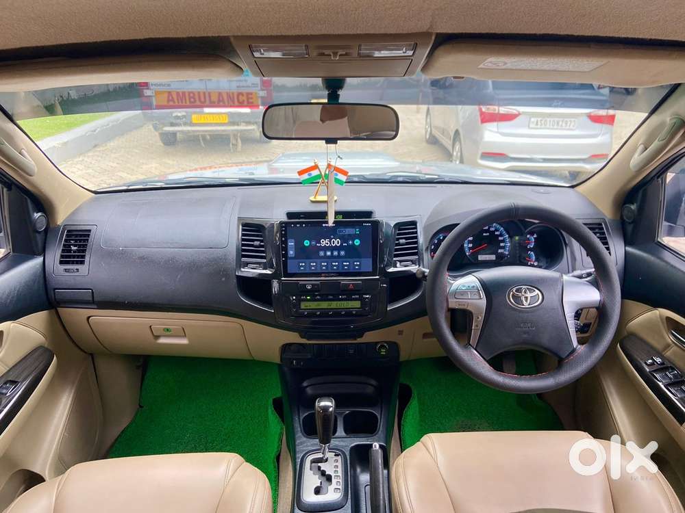 Toyota Fortuner 2015 Diesel 148000 Km Driven