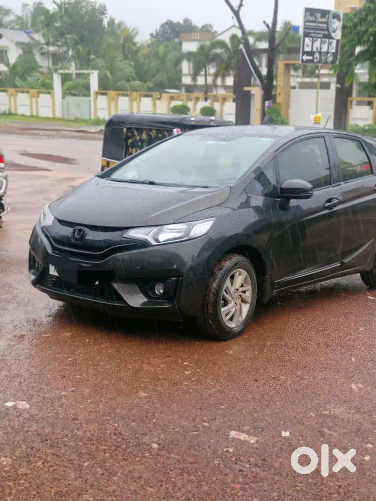 Honda Jazz 2018 Diesel 121000 Km Driven