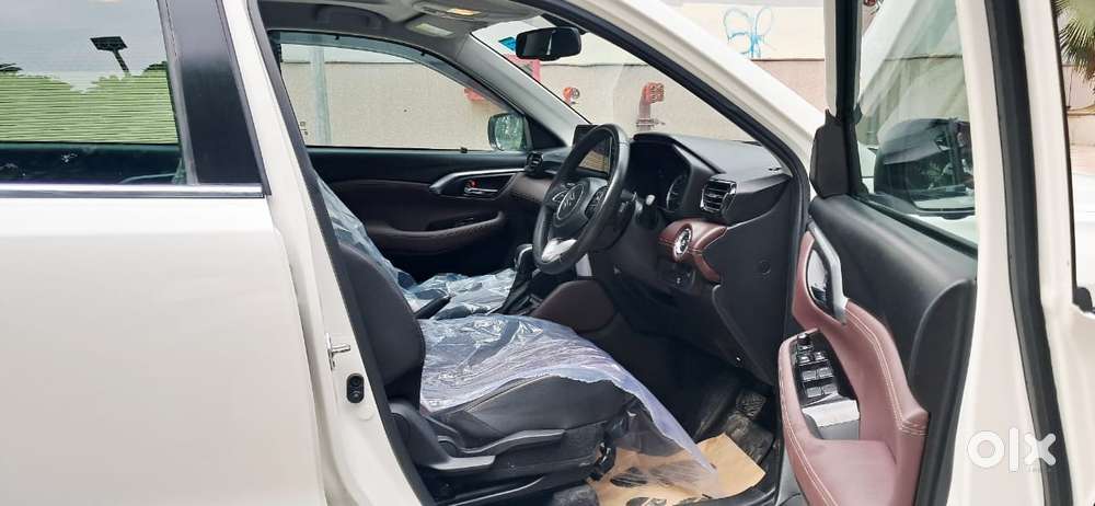 Maruti Suzuki Grand Vitara 1.5 Alpha Smart Hybrid At, 2024, Petrol