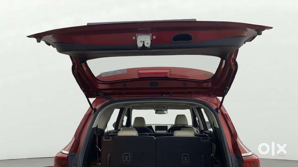 Kia Carens 1.4 Luxury Plus Dct 7 Str, 2022, Petrol