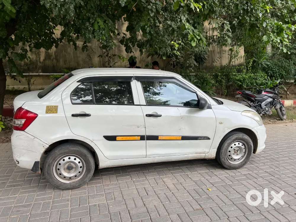 Maruti Suzuki Dzire 2022 Cng & Hybrids 180000 Km Driven