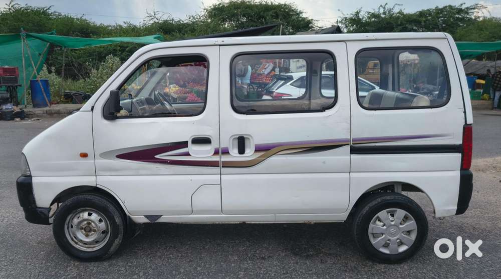 Maruti Suzuki Eeco 7 Seater Standard, 2011, Lpg