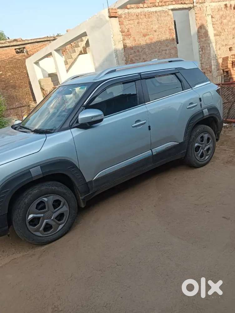 Maruti Suzuki Brezza 2024 Petrol 40000 Km Driven