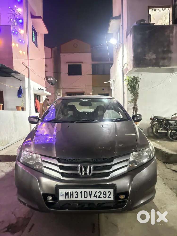 Honda City Ivtech In Meant Condition