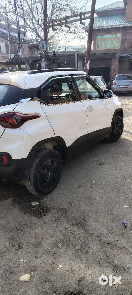 Tata Punch 2025 Petrol Well Maintained