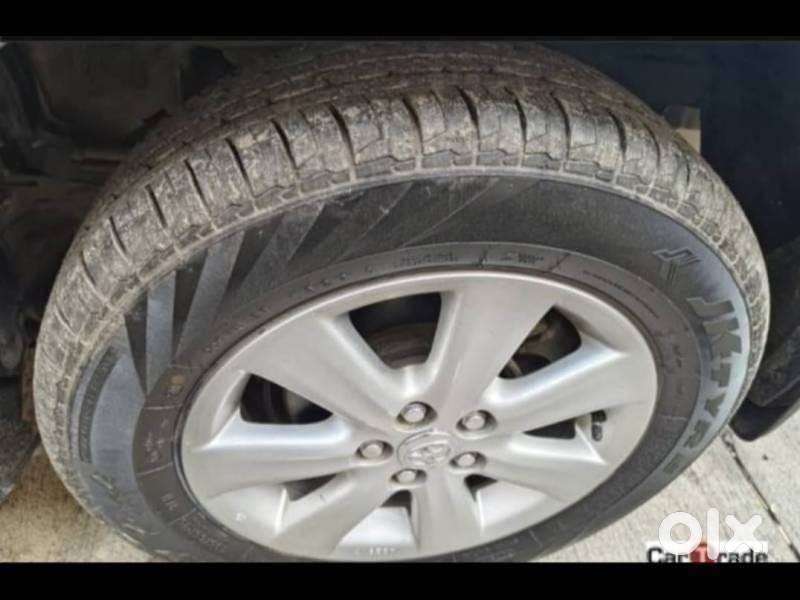 Toyota Corolla Altis 2010-2013 G Hv At, 2015, Petrol