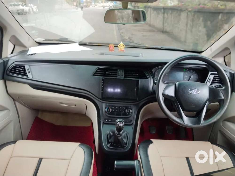 Mahindra Marazzo M4, 2018, Diesel