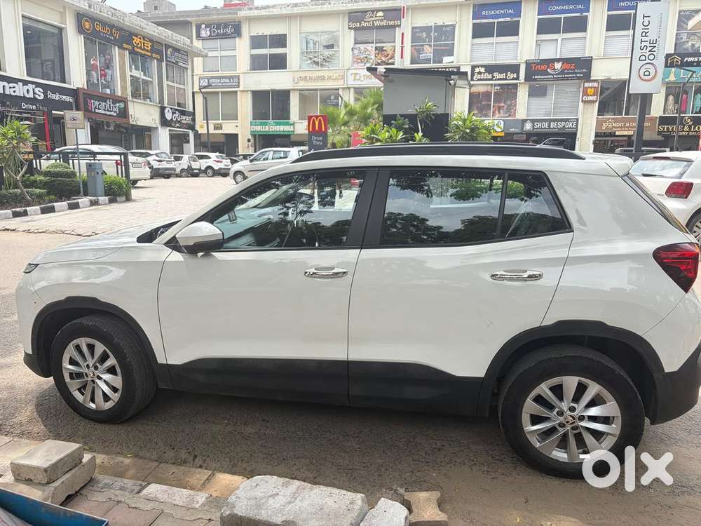 Skoda Kylaq Prestige At, 2025, Petrol