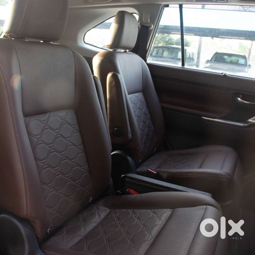 Toyota Innova Hycross 2.0 Zx (o) Hybrid 7 Str, 2024, Cng & Hybrids