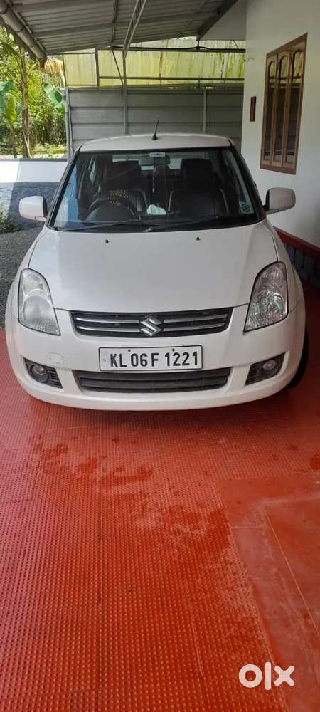 Maruti Suzuki Dzire 1.2 Vxi 2011 Model