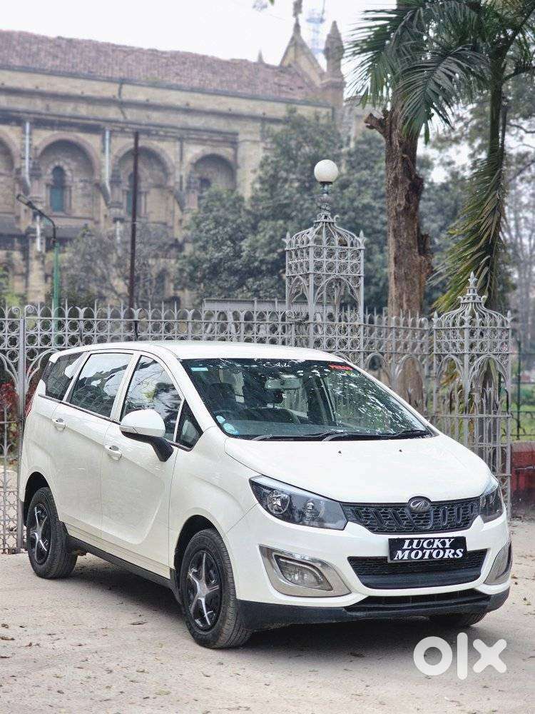 Mahindra Marazzo M6, 2019, Diesel