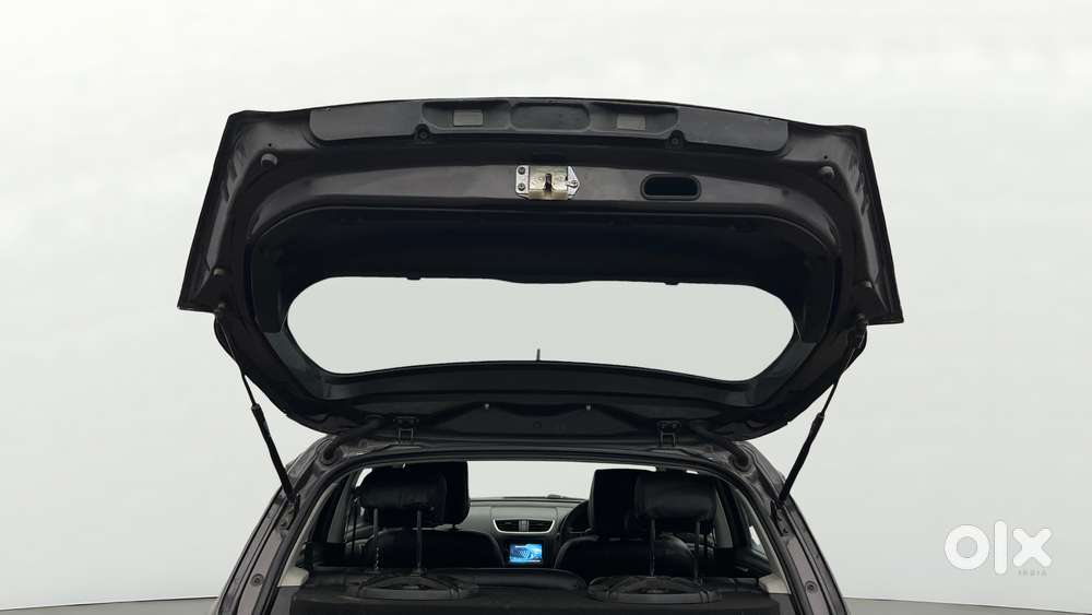 Maruti Suzuki Swift Lxi, 2017, Cng & Hybrids