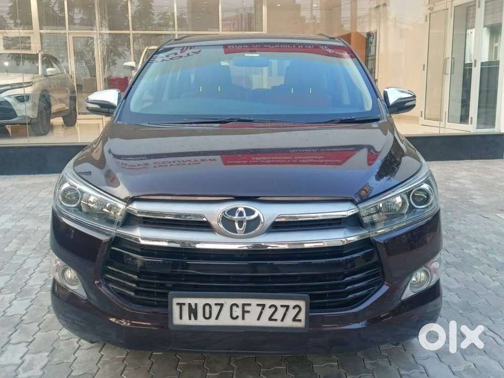 Toyota Innova Crysta 2.8z Automatic, 2016, Diesel