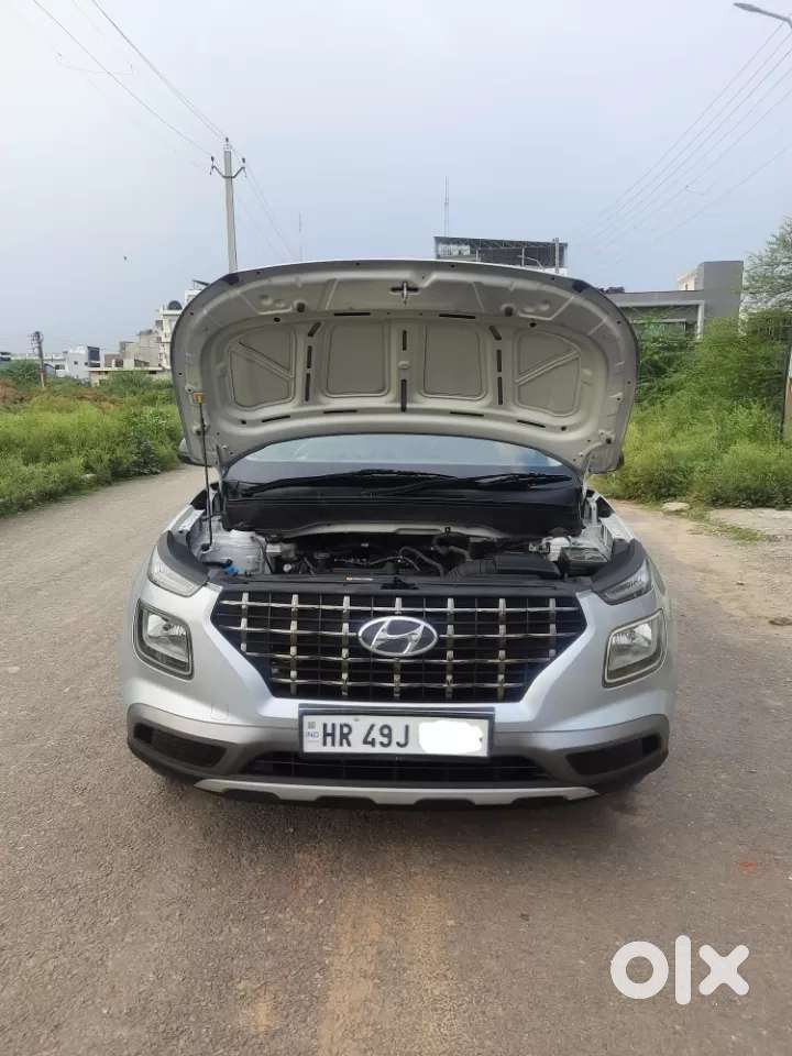 Hyundai Venue S 1.2 Petrol, 2022, Petrol