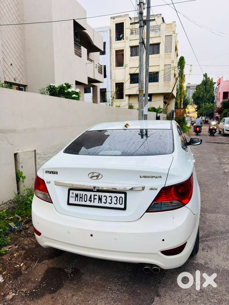 Hyundai Verna Petrol 2012