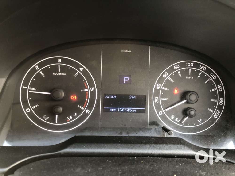 Toyota Innova Crysta [2020-ongoing] 2.4 Gx At 7 Str, 2021, Diesel