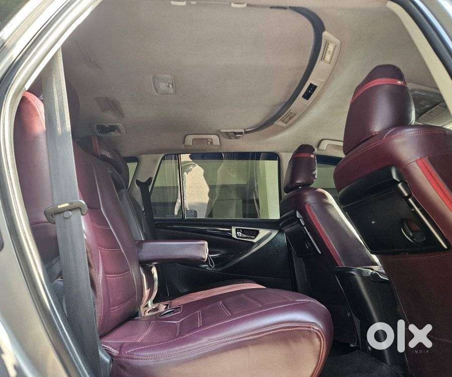 Toyota Innova Crysta 2.4 Vx Mt 8s, 2018, Diesel