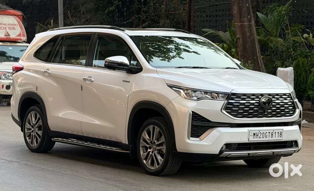 Toyota Innova Hycross 2.0 Zx (o) Hybrid 7 Str, 2024, Petrol