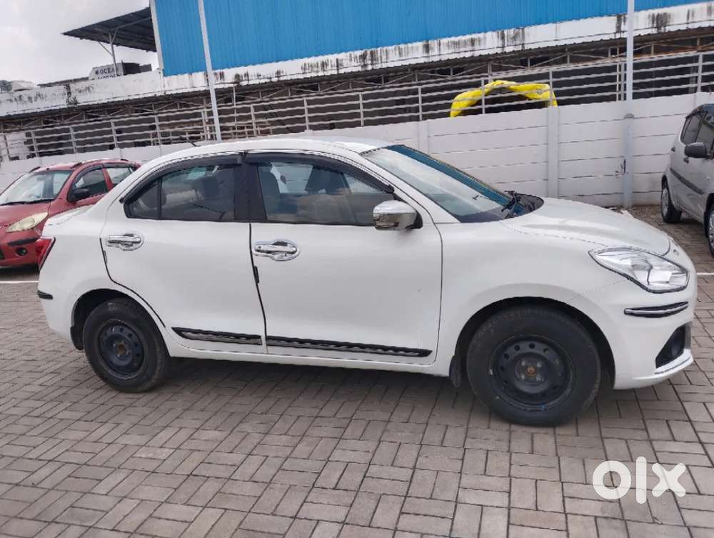 Maruti Suzuki Dzire 1.2 Vxi, 2024, Petrol
