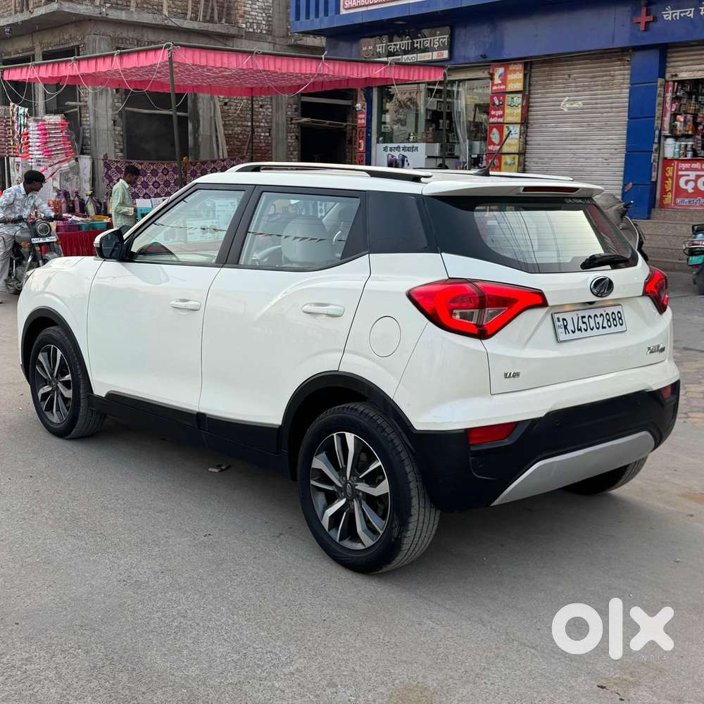Mahindra Xuv300 W8 Option Dual Tone Diesel, 2019, Diesel