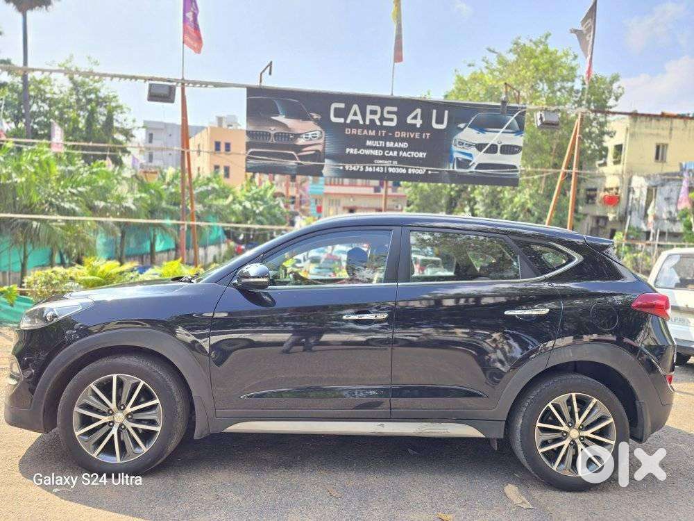 Hyundai Tucson Signature 2.0 At Diesel Dual Tone, 2017, Diesel