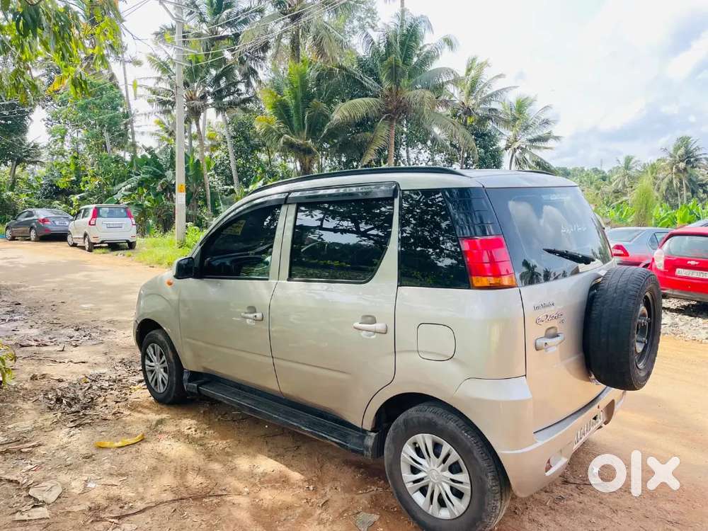 Mahindra Quanto 1.5 C4 2014