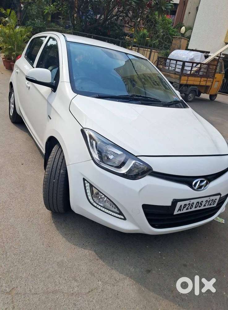 Hyundai I20 Sportz Plus, 2013, Petrol