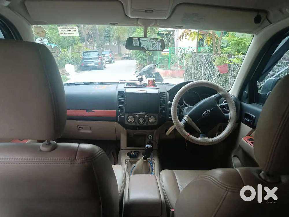 Ford Endeavour 2012 Diesel 194000 Km Driven