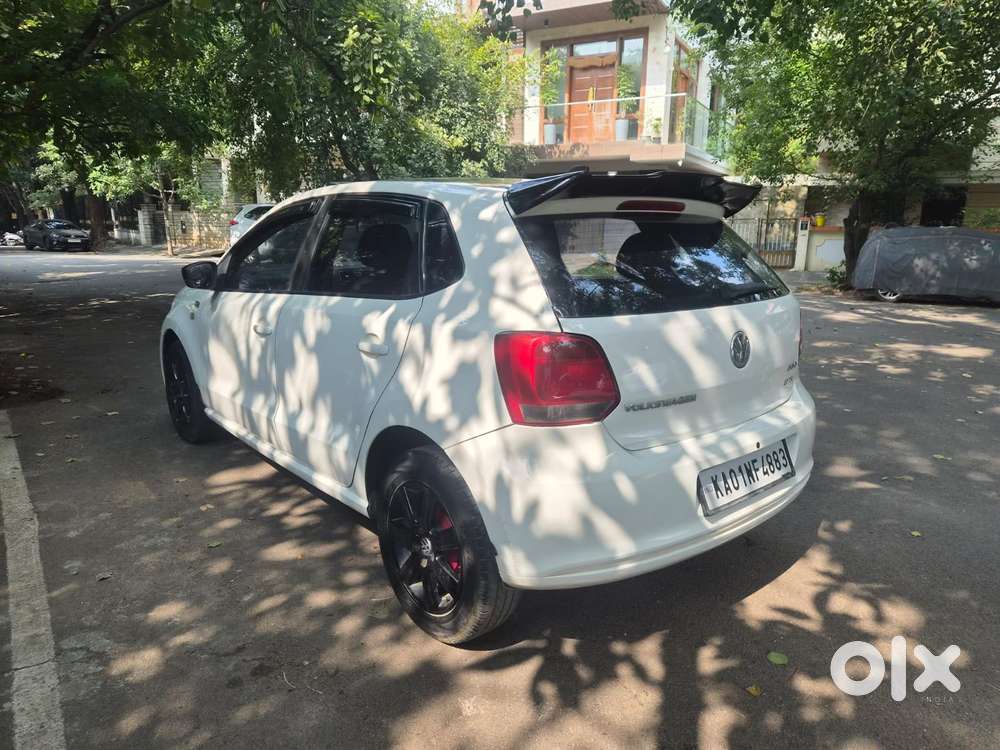 Volkswagen Polo Petrol Highline 1.2l, 2011, Petrol