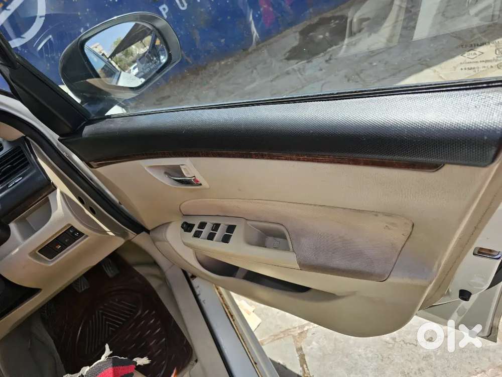 Maruti Suzuki Swift Dzire 2012