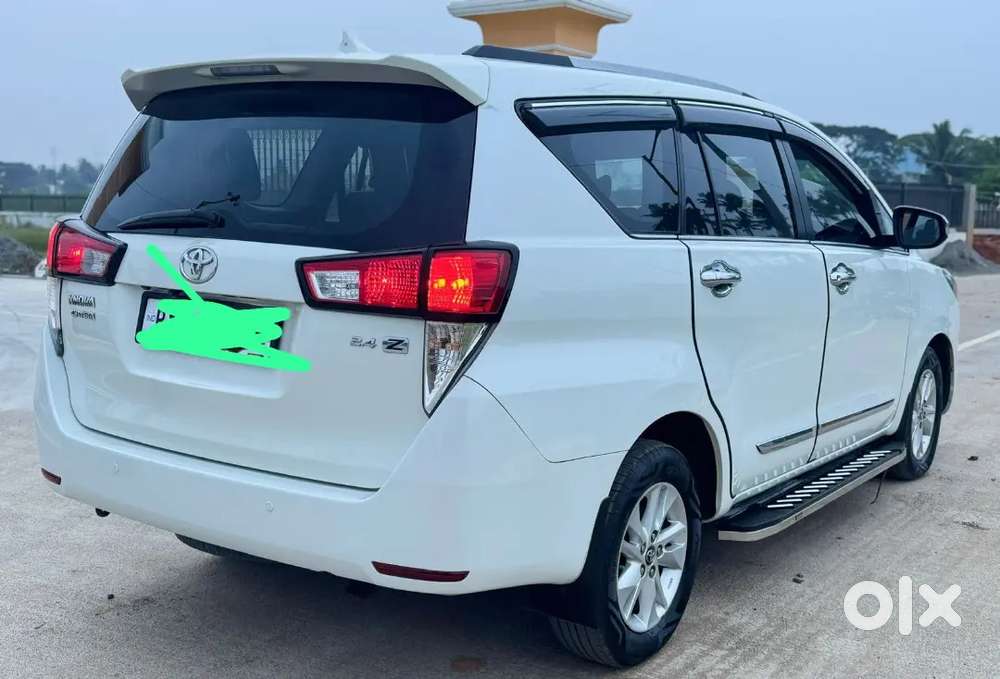 Toyota Innova Crysta 2018