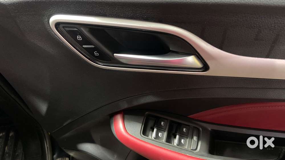 Mg Astor 1.3 Savvy Turbo At S Red, 2023, Petrol
