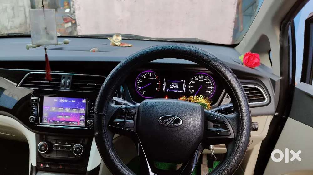 Mahindra Marazzo M6 7 Seater