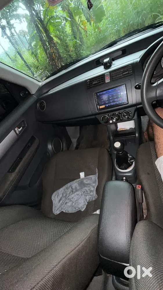 Maruti Suzuki Swift 2005 Petrol 147000 Km Driven
