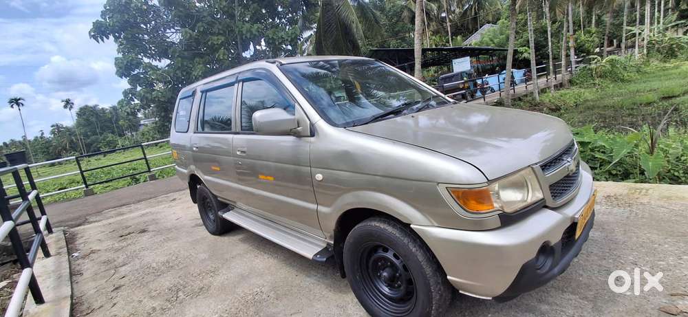 Chevrolet Tavera 2012-2017 Neo 3 Ls 7 Seats Bsiv, 2012, Electric