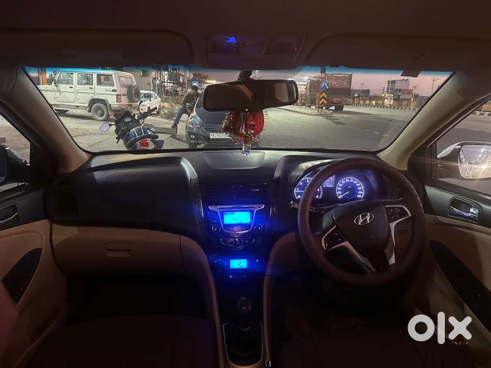 Hyundai Fluidic Verna Diesel 2012